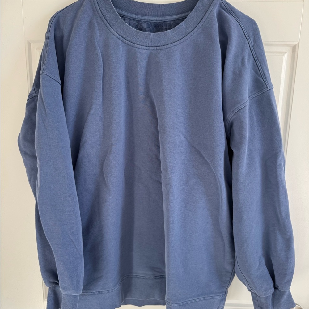 LULULEMON Women's Crewneck Sweatshirt in Dusty Blue